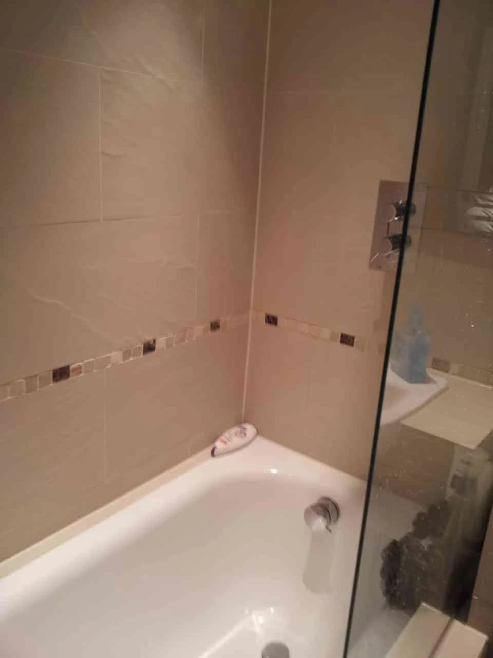 Bathrooms Caterham: The Order Trades Arrive In, and Why It Matters