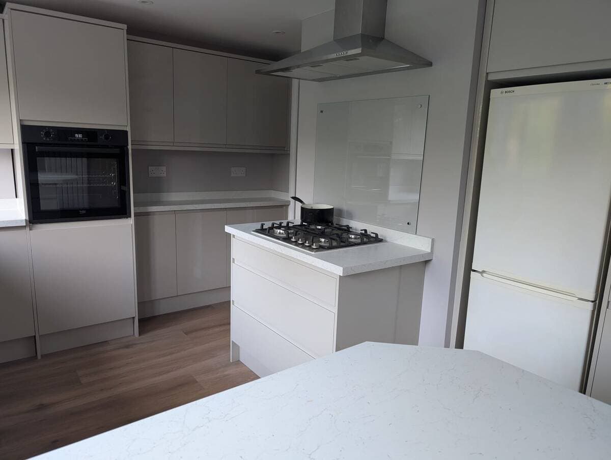 Kitchen refurbishment storage and fitted units by G R Plumbing